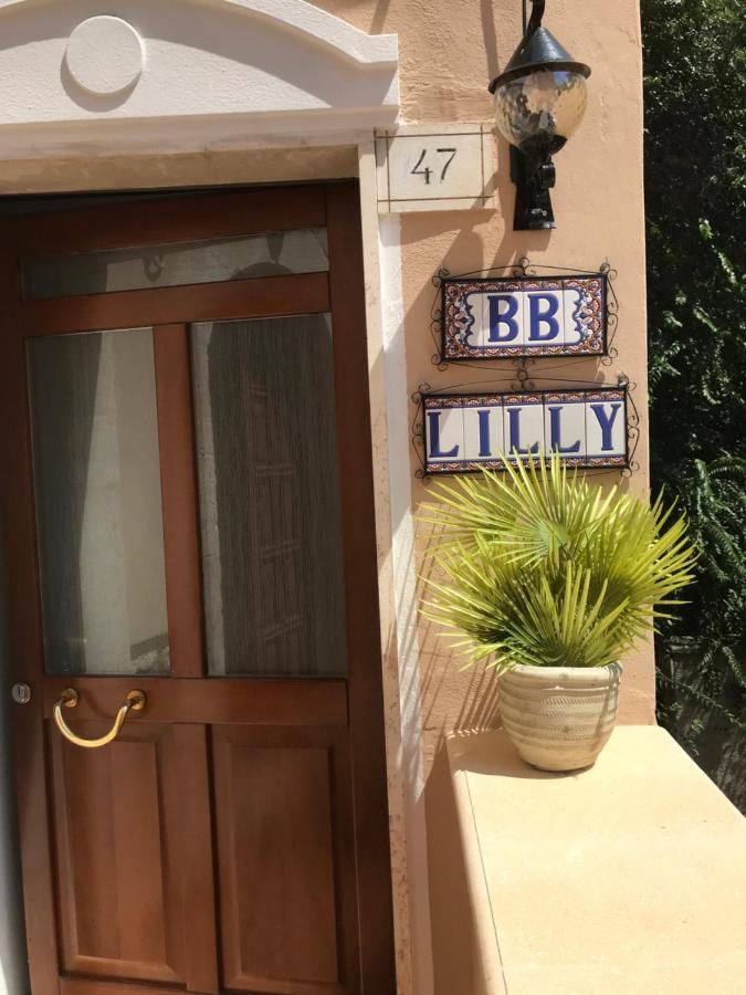 苏尔莫纳Lilly住宿加早餐旅馆 外观 照片